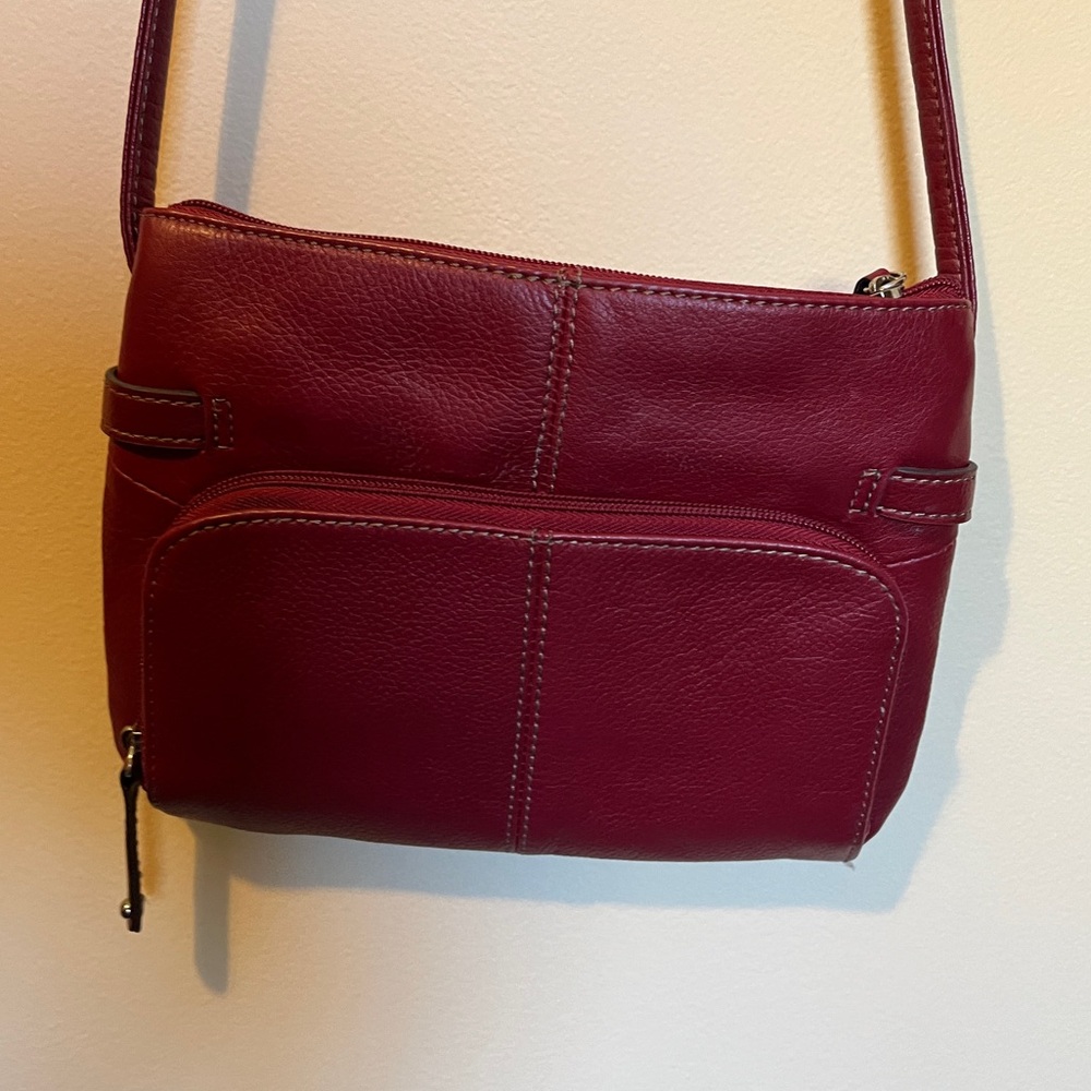 Tignanello Red Leather Crossbody Bag - Picture 2 of 8